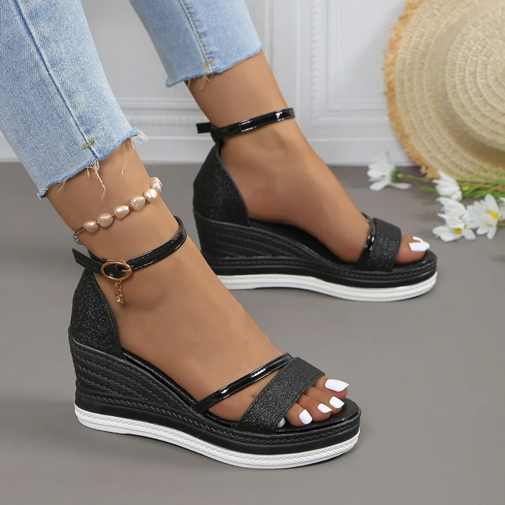 Emma | Women&