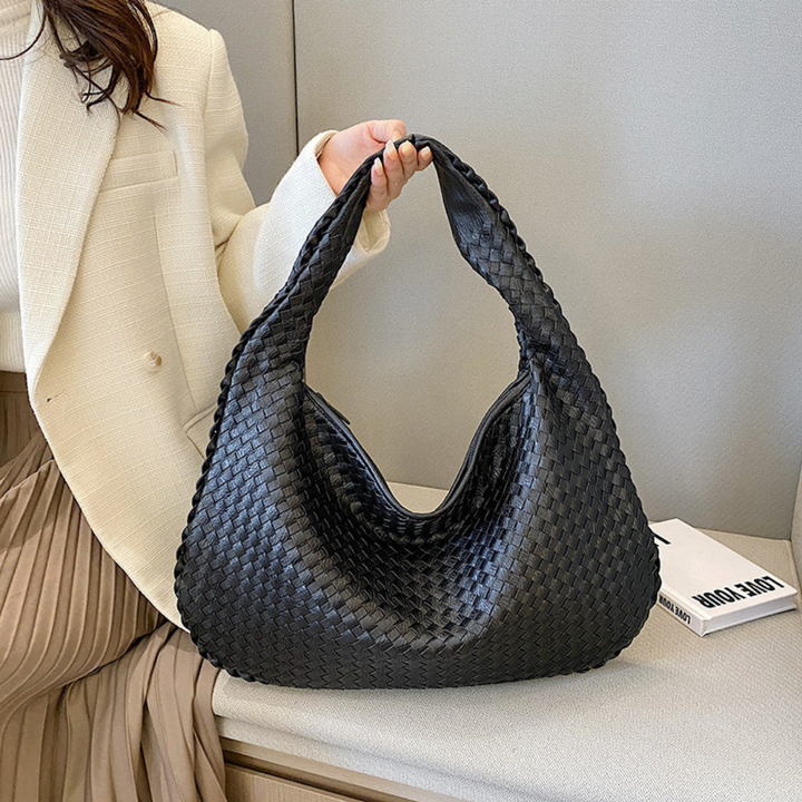Lena | Women&