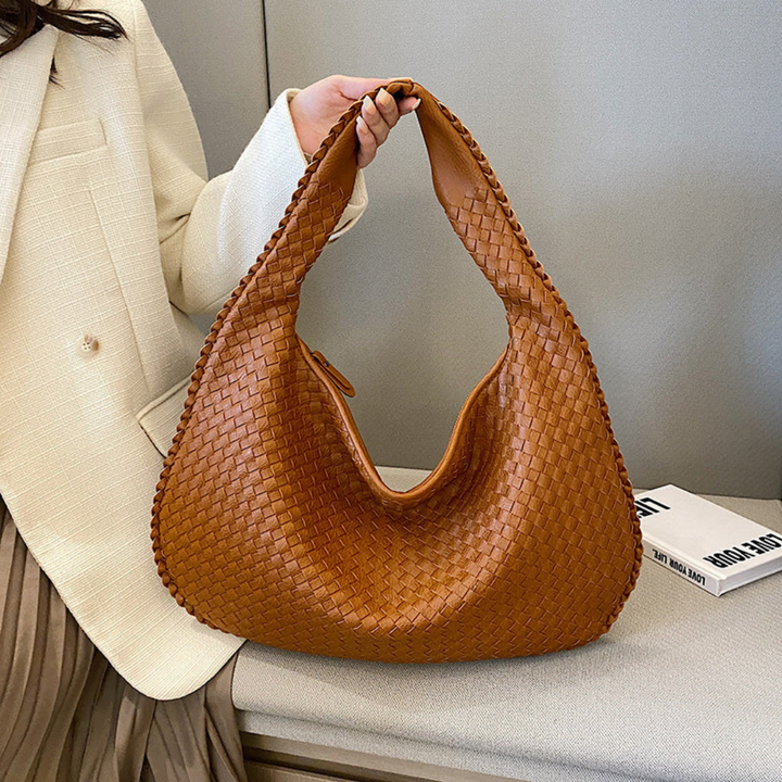 Lena | Women&